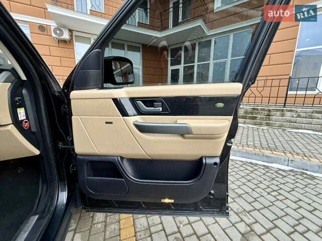 Чорний Ленд Ровер Range Rover Sport, об'ємом двигуна 3.6 л та пробігом 197 тис. км за 13000 $, фото 68 на Automoto.ua
