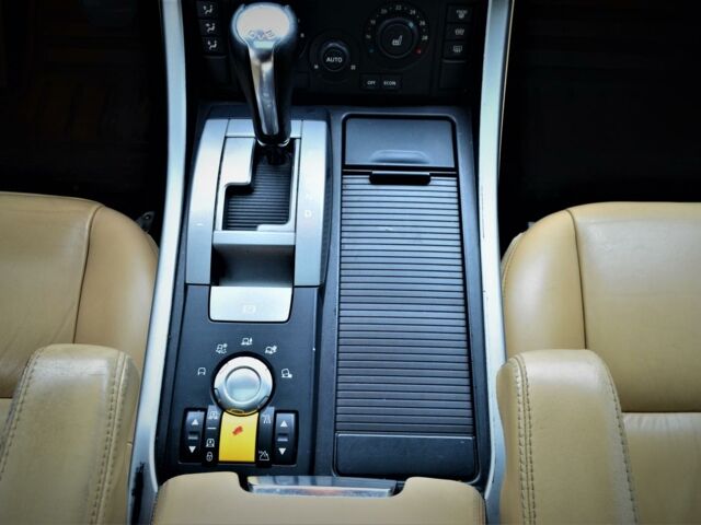 Чорний Ленд Ровер Range Rover Sport, об'ємом двигуна 2.7 л та пробігом 211 тис. км за 18000 $, фото 14 на Automoto.ua