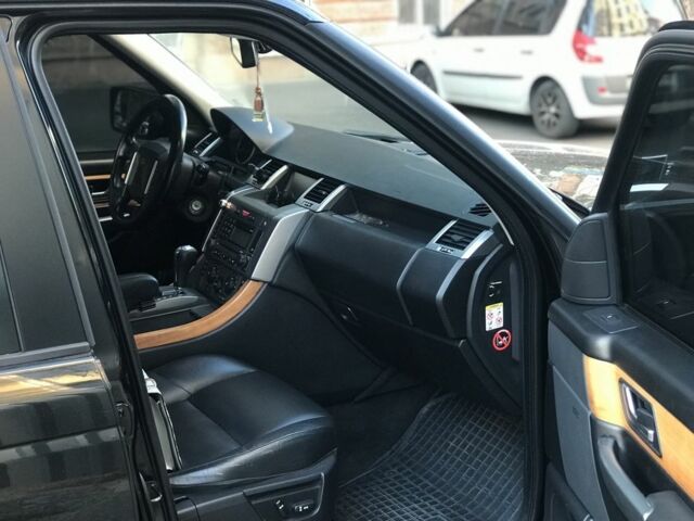 Чорний Ленд Ровер Range Rover Sport, об'ємом двигуна 4.4 л та пробігом 200 тис. км за 13000 $, фото 5 на Automoto.ua