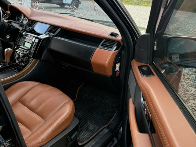 Чорний Ленд Ровер Range Rover Sport, об'ємом двигуна 3.63 л та пробігом 300 тис. км за 12500 $, фото 10 на Automoto.ua