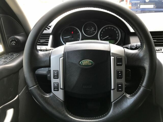 Чорний Ленд Ровер Range Rover Sport, об'ємом двигуна 3.6 л та пробігом 180 тис. км за 19800 $, фото 24 на Automoto.ua