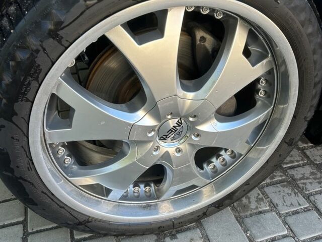 Чорний Ленд Ровер Range Rover Sport, об'ємом двигуна 4.2 л та пробігом 306 тис. км за 8300 $, фото 4 на Automoto.ua