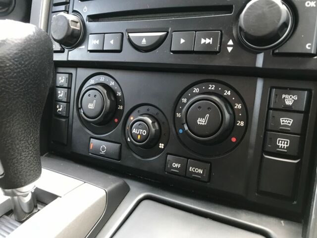 Чорний Ленд Ровер Range Rover Sport, об'ємом двигуна 3.6 л та пробігом 180 тис. км за 19800 $, фото 36 на Automoto.ua
