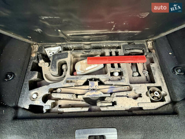 Чорний Ленд Ровер Range Rover Sport, об'ємом двигуна 3.6 л та пробігом 197 тис. км за 13000 $, фото 50 на Automoto.ua