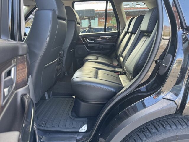 Черный Ленд Ровер Рендж Ровер Спорт, объемом двигателя 4.2 л и пробегом 169 тыс. км за 11200 $, фото 10 на Automoto.ua