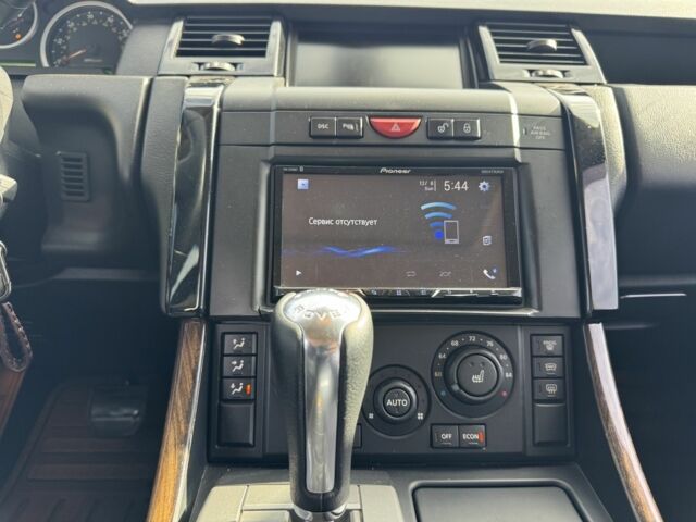 Черный Ленд Ровер Рендж Ровер Спорт, объемом двигателя 4.2 л и пробегом 169 тыс. км за 11200 $, фото 11 на Automoto.ua