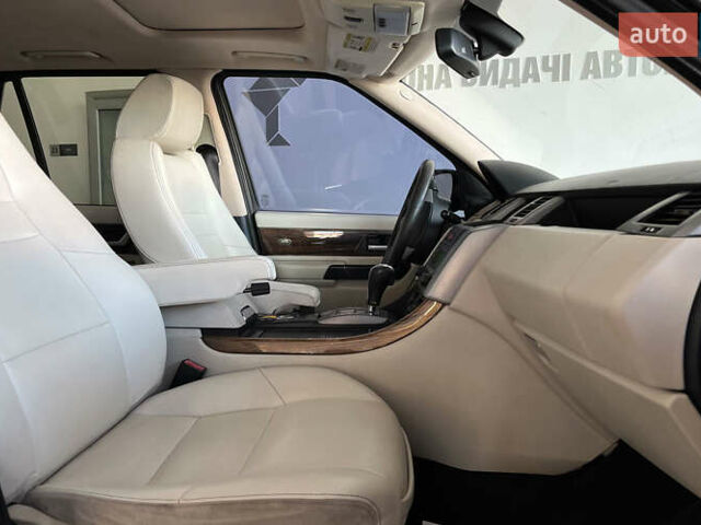 Черный Ленд Ровер Рендж Ровер Спорт, объемом двигателя 4.4 л и пробегом 235 тыс. км за 10300 $, фото 8 на Automoto.ua