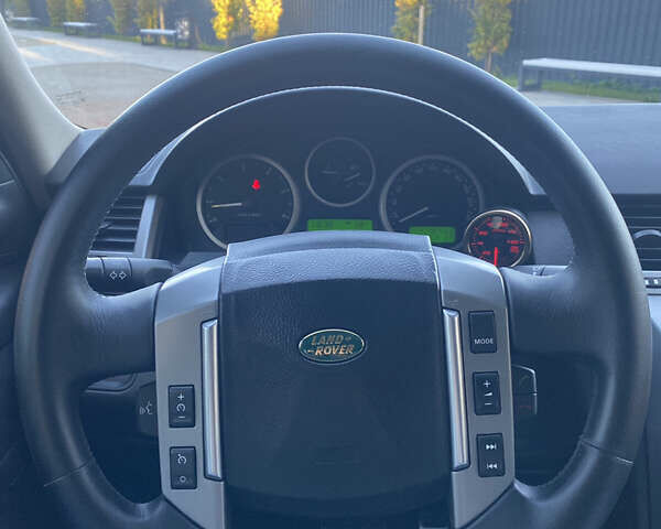 Чорний Ленд Ровер Range Rover Sport, об'ємом двигуна 2.7 л та пробігом 350 тис. км за 12500 $, фото 18 на Automoto.ua