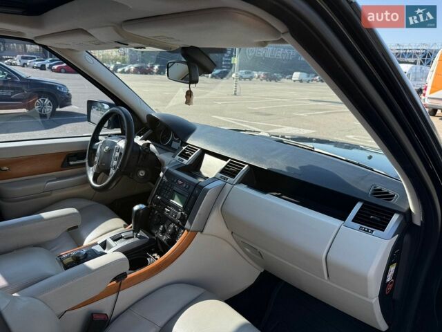 Чорний Ленд Ровер Range Rover Sport, об'ємом двигуна 2.7 л та пробігом 220 тис. км за 10000 $, фото 13 на Automoto.ua