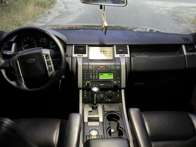 Чорний Ленд Ровер Range Rover Sport, об'ємом двигуна 2.7 л та пробігом 300 тис. км за 9033 $, фото 6 на Automoto.ua