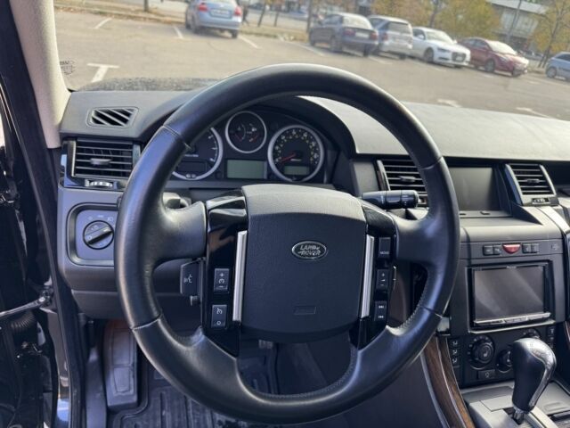 Черный Ленд Ровер Рендж Ровер Спорт, объемом двигателя 4.2 л и пробегом 169 тыс. км за 11200 $, фото 6 на Automoto.ua