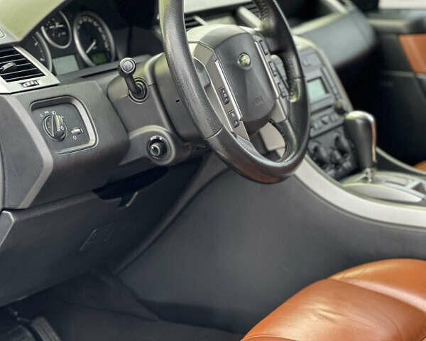 Чорний Ленд Ровер Range Rover Sport, об'ємом двигуна 3.6 л та пробігом 308 тис. км за 12400 $, фото 24 на Automoto.ua