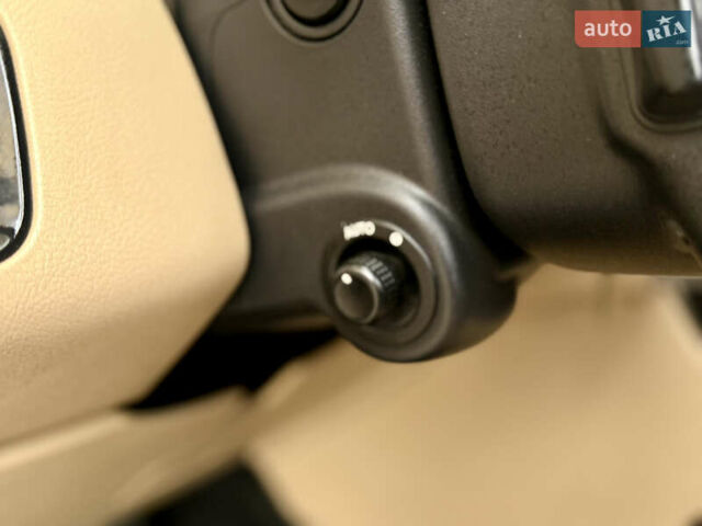 Чорний Ленд Ровер Range Rover Sport, об'ємом двигуна 3.6 л та пробігом 197 тис. км за 13000 $, фото 87 на Automoto.ua