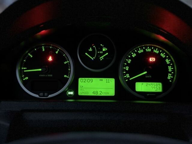 Чорний Ленд Ровер Range Rover Sport, об'ємом двигуна 2.7 л та пробігом 250 тис. км за 6900 $, фото 17 на Automoto.ua