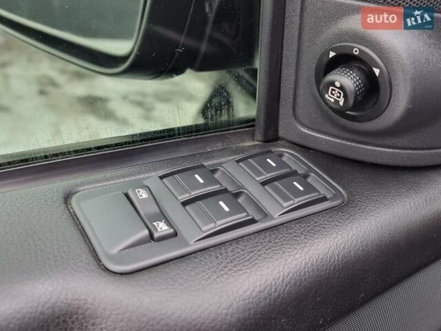 Чорний Ленд Ровер Range Rover Sport, об'ємом двигуна 4.2 л та пробігом 145 тис. км за 11999 $, фото 42 на Automoto.ua