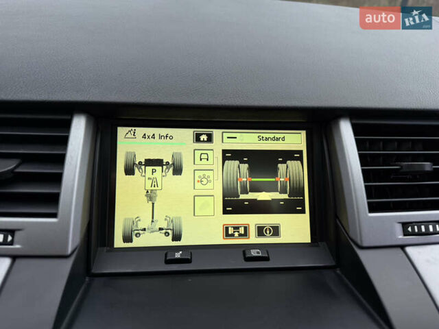 Черный Ленд Ровер Рендж Ровер Спорт, объемом двигателя 3.6 л и пробегом 207 тыс. км за 12250 $, фото 19 на Automoto.ua