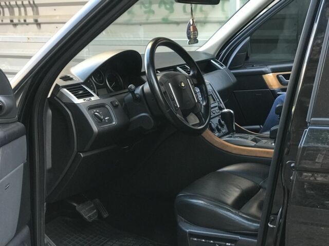 Чорний Ленд Ровер Range Rover Sport, об'ємом двигуна 4.4 л та пробігом 200 тис. км за 13000 $, фото 4 на Automoto.ua