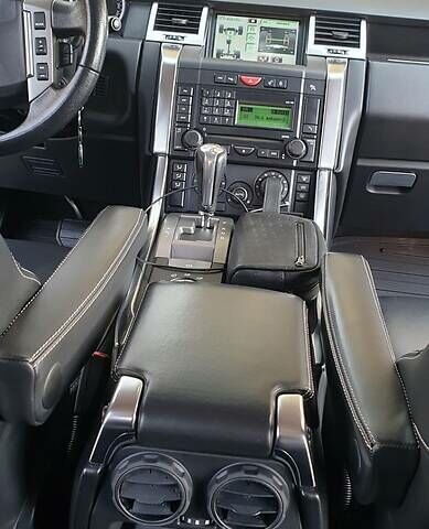 Чорний Ленд Ровер Range Rover Sport, об'ємом двигуна 2.7 л та пробігом 179 тис. км за 13300 $, фото 35 на Automoto.ua