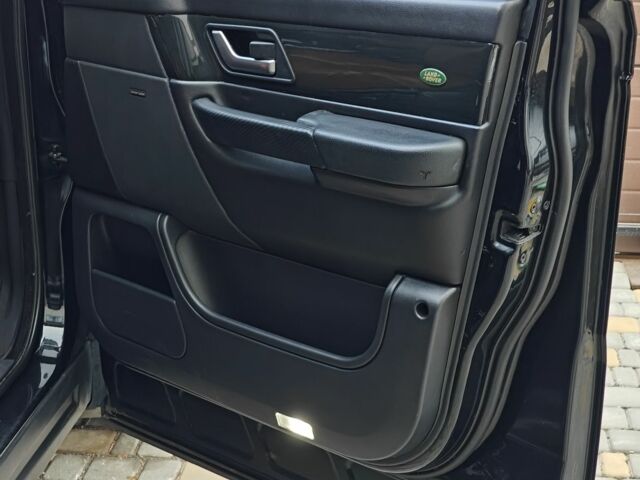 Черный Ленд Ровер Рендж Ровер Спорт, объемом двигателя 3.6 л и пробегом 210 тыс. км за 12600 $, фото 16 на Automoto.ua