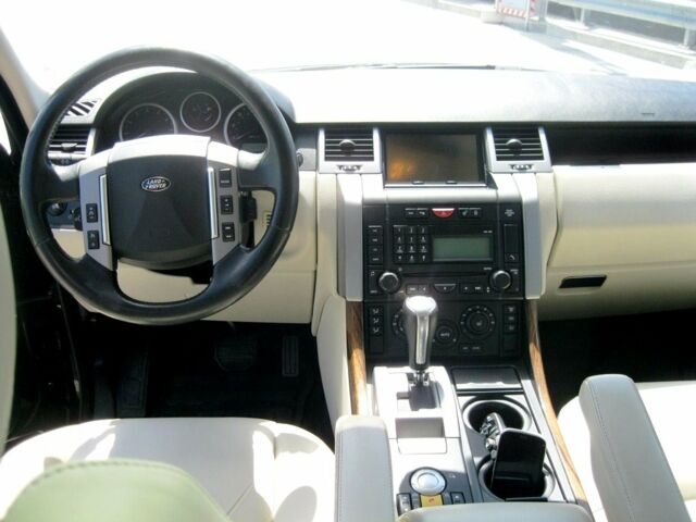 Чорний Ленд Ровер Range Rover Sport, об'ємом двигуна 4.2 л та пробігом 104 тис. км за 17900 $, фото 25 на Automoto.ua