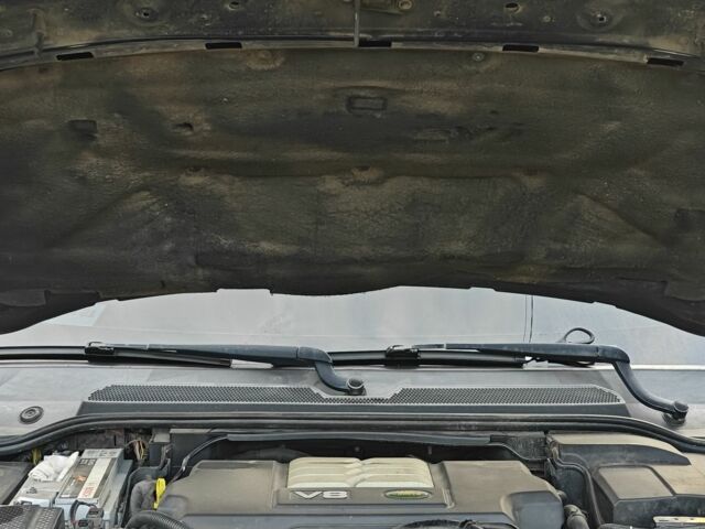 Черный Ленд Ровер Рендж Ровер Спорт, объемом двигателя 3.6 л и пробегом 210 тыс. км за 12600 $, фото 9 на Automoto.ua