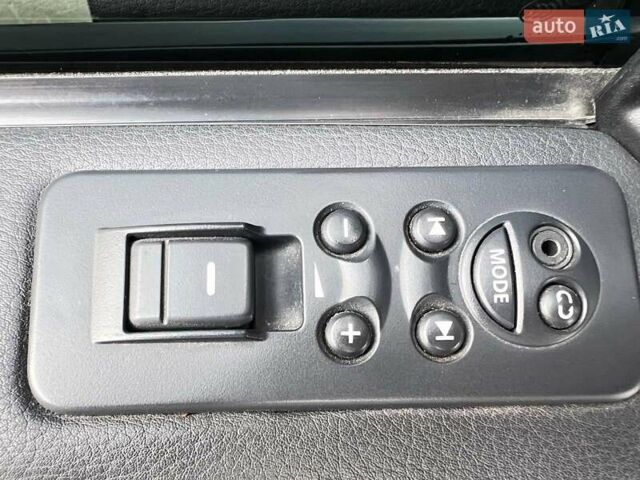 Чорний Ленд Ровер Range Rover Sport, об'ємом двигуна 3.6 л та пробігом 223 тис. км за 15500 $, фото 17 на Automoto.ua
