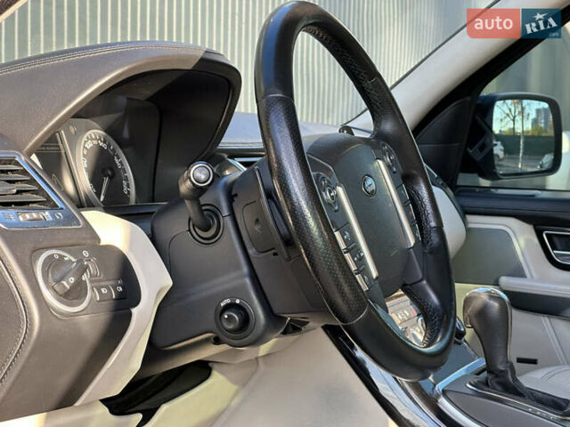 Ленд Ровер Рендж Ровер Спорт 2009 в Киеве на Automoto.ua Черный Ленд Ровер Рендж Ровер Спорт, объемом двигателя 5 л и пробегом 225 тыс. км за 15000 $, фото 91 на Automoto.ua