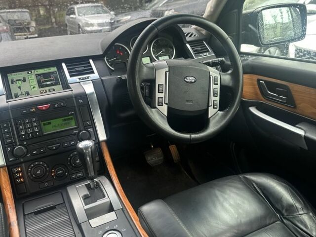 Чорний Ленд Ровер Range Rover Sport, об'ємом двигуна 2.7 л та пробігом 180 тис. км за 3999 $, фото 16 на Automoto.ua