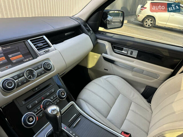 Ленд Ровер Рендж Ровер Спорт 2009 в Киеве на Automoto.ua Черный Ленд Ровер Рендж Ровер Спорт, объемом двигателя 5 л и пробегом 225 тыс. км за 15000 $, фото 29 на Automoto.ua