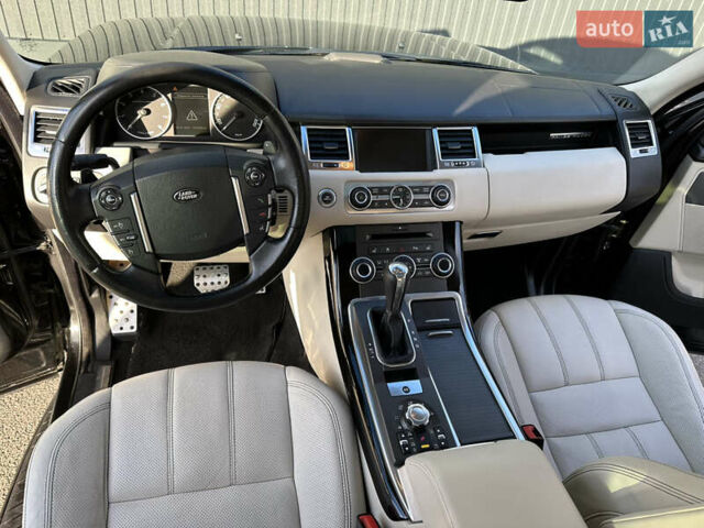 Ленд Ровер Рендж Ровер Спорт 2009 в Киеве на Automoto.ua Черный Ленд Ровер Рендж Ровер Спорт, объемом двигателя 5 л и пробегом 225 тыс. км за 15000 $, фото 62 на Automoto.ua