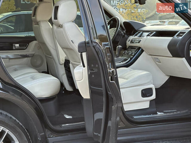 Ленд Ровер Рендж Ровер Спорт 2009 в Киеве на Automoto.ua Черный Ленд Ровер Рендж Ровер Спорт, объемом двигателя 5 л и пробегом 225 тыс. км за 15000 $, фото 56 на Automoto.ua