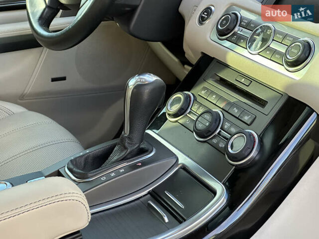 Ленд Ровер Рендж Ровер Спорт 2009 в Киеве на Automoto.ua Черный Ленд Ровер Рендж Ровер Спорт, объемом двигателя 5 л и пробегом 225 тыс. км за 15000 $, фото 60 на Automoto.ua