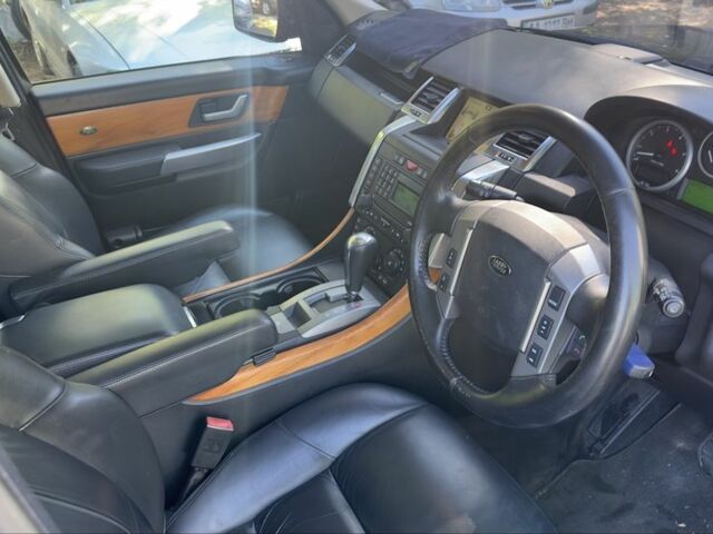 Чорний Ленд Ровер Range Rover Sport, об'ємом двигуна 2.7 л та пробігом 250 тис. км за 3750 $, фото 4 на Automoto.ua