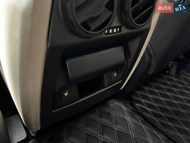 Чорний Ленд Ровер Range Rover Sport, об'ємом двигуна 3 л та пробігом 231 тис. км за 17990 $, фото 30 на Automoto.ua