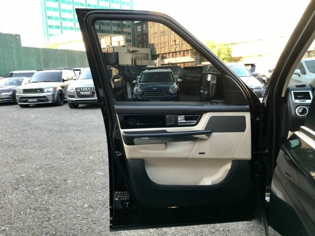 Чорний Ленд Ровер Range Rover Sport, об'ємом двигуна 3 л та пробігом 124 тис. км за 25500 $, фото 29 на Automoto.ua