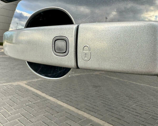 Черный Ленд Ровер Рендж Ровер Спорт, объемом двигателя 5 л и пробегом 122 тыс. км за 17999 $, фото 51 на Automoto.ua