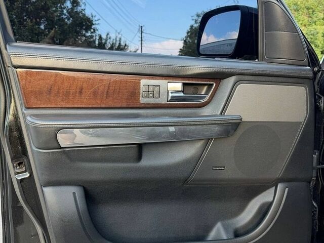 Чорний Ленд Ровер Range Rover Sport, об'ємом двигуна 2.99 л та пробігом 282 тис. км за 13900 $, фото 8 на Automoto.ua