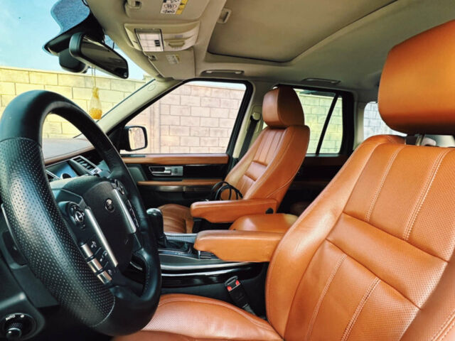 Чорний Ленд Ровер Range Rover Sport, об'ємом двигуна 5 л та пробігом 230 тис. км за 16500 $, фото 7 на Automoto.ua