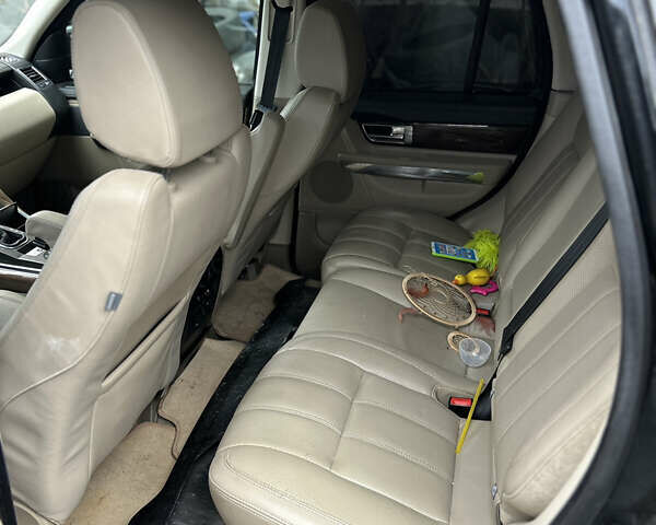 Черный Ленд Ровер Рендж Ровер Спорт, объемом двигателя 3 л и пробегом 250 тыс. км за 9500 $, фото 9 на Automoto.ua