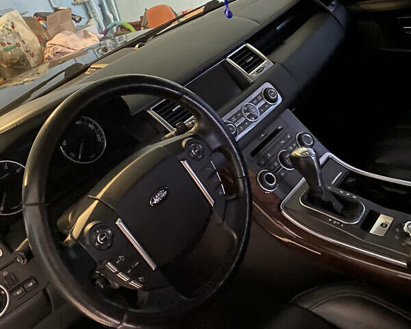 Черный Ленд Ровер Рендж Ровер Спорт, объемом двигателя 5 л и пробегом 170 тыс. км за 12500 $, фото 11 на Automoto.ua