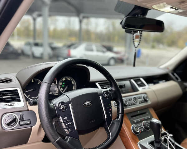 Ленд Ровер Рендж Ровер Спорт 2010 в Запорожье на Automoto.ua Черный Ленд Ровер Рендж Ровер Спорт, объемом двигателя 2.99 л и пробегом 219 тыс. км за 18499 $, фото 12 на Automoto.ua