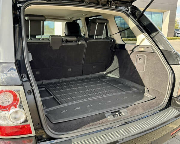 Черный Ленд Ровер Рендж Ровер Спорт, объемом двигателя 5 л и пробегом 122 тыс. км за 17999 $, фото 49 на Automoto.ua