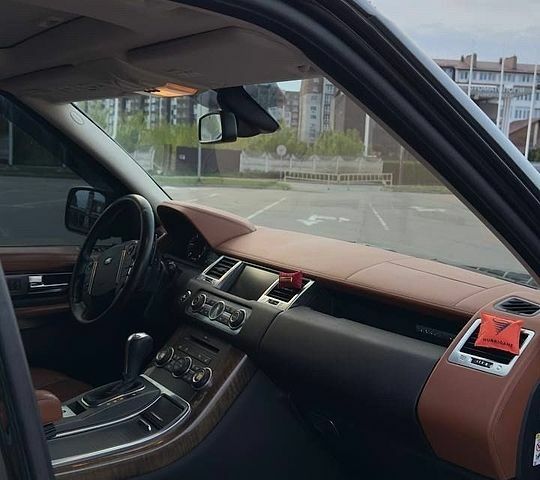 Чорний Ленд Ровер Range Rover Sport, об'ємом двигуна 3 л та пробігом 218 тис. км за 13000 $, фото 5 на Automoto.ua