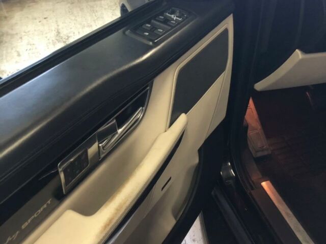 Чорний Ленд Ровер Range Rover Sport, об'ємом двигуна 3 л та пробігом 250 тис. км за 23500 $, фото 7 на Automoto.ua