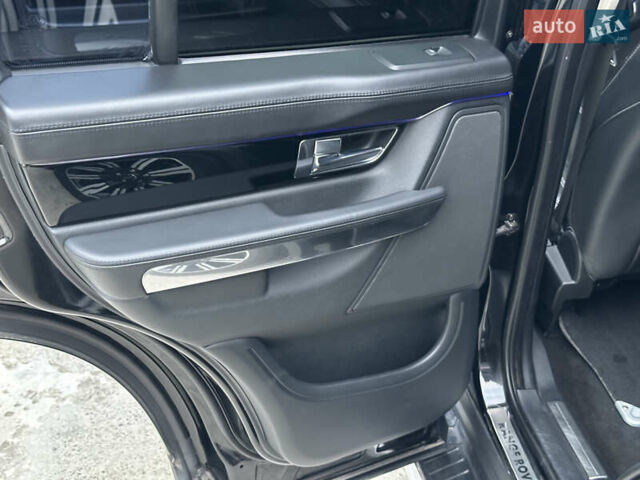 Черный Ленд Ровер Рендж Ровер Спорт, объемом двигателя 5 л и пробегом 229 тыс. км за 19900 $, фото 17 на Automoto.ua