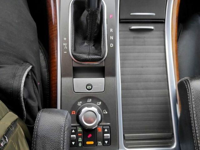 Чорний Ленд Ровер Range Rover Sport, об'ємом двигуна 3 л та пробігом 198 тис. км за 16500 $, фото 8 на Automoto.ua