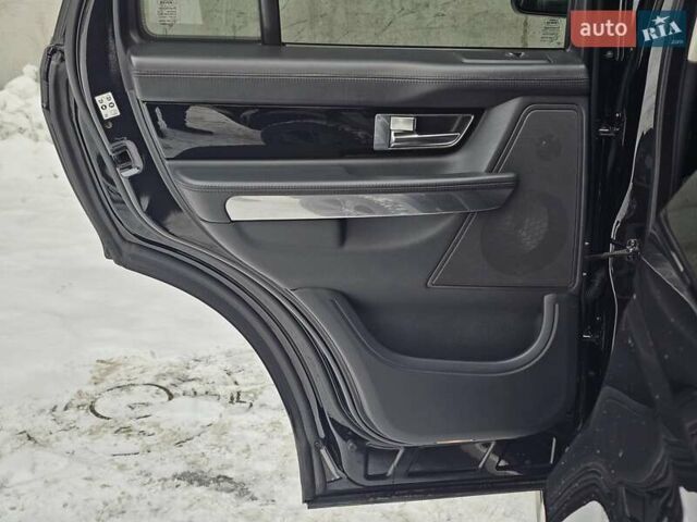 Черный Ленд Ровер Рендж Ровер Спорт, объемом двигателя 3.63 л и пробегом 300 тыс. км за 15000 $, фото 54 на Automoto.ua