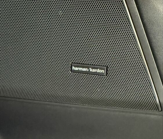 Черный Ленд Ровер Рендж Ровер Спорт, объемом двигателя 3 л и пробегом 250 тыс. км за 12000 $, фото 7 на Automoto.ua