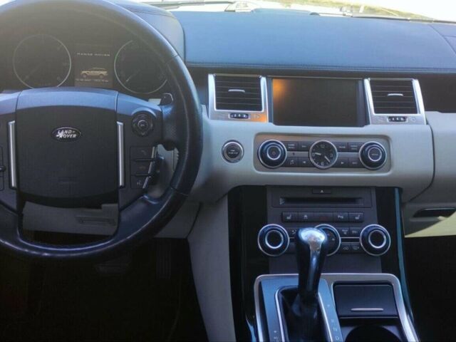 Чорний Ленд Ровер Range Rover Sport, об'ємом двигуна 3 л та пробігом 170 тис. км за 18000 $, фото 13 на Automoto.ua