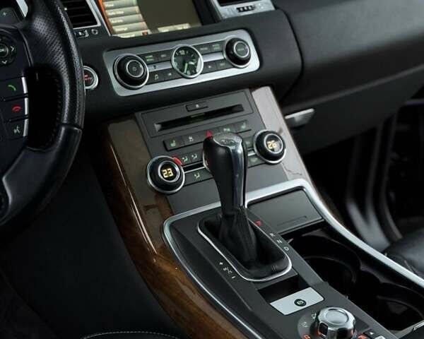 Черный Ленд Ровер Рендж Ровер Спорт, объемом двигателя 2.99 л и пробегом 270 тыс. км за 16000 $, фото 5 на Automoto.ua